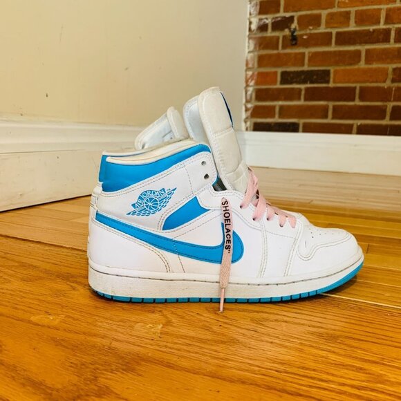 Nike Air Jordan 1 MID UNC Powder Blue White BQ6472-114 Womens Size 9.5 - Picture 8 of 12